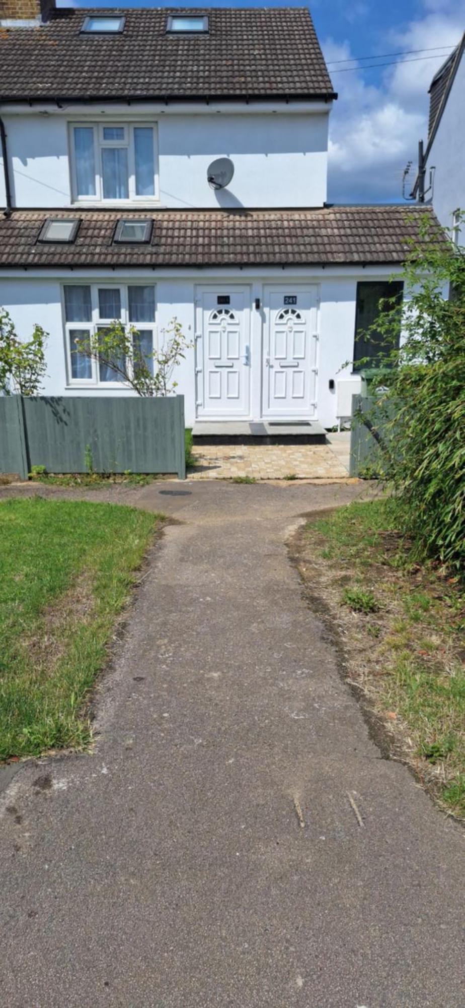 New 3 Bedrooms Flat In Ashford Near Heathrow Extérieur photo