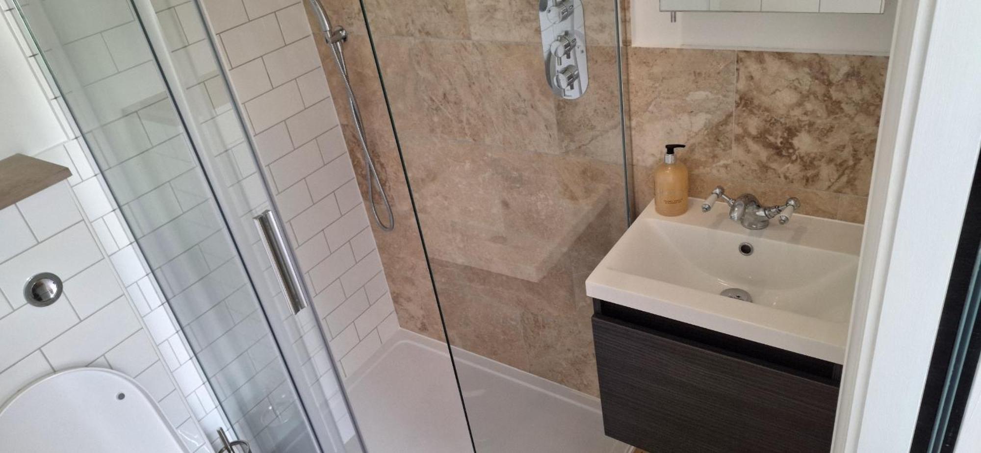 New 3 Bedrooms Flat In Ashford Near Heathrow Extérieur photo