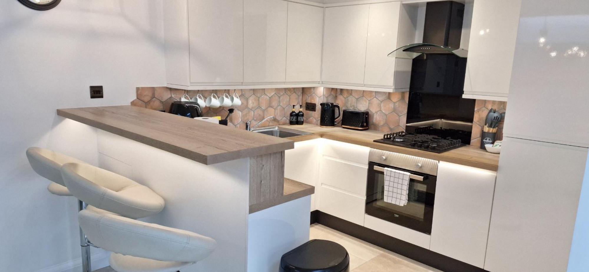 New 3 Bedrooms Flat In Ashford Near Heathrow Extérieur photo